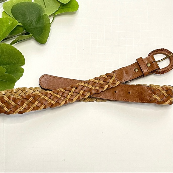 Vintage Belt - Picture 2 of 4